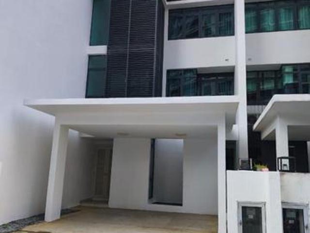 Bungalow for rent in Tanjong Sepat, Selangor