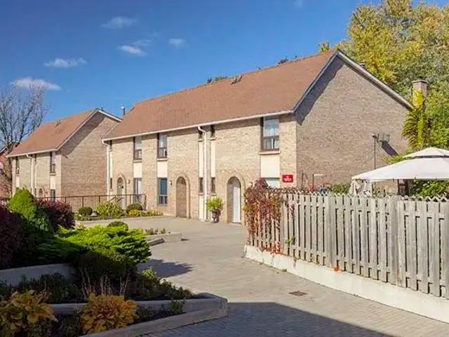 Townhouse for rent in Don Valley North, Toronto