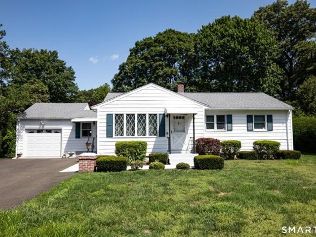 House for sale in North Haven, Connecticut