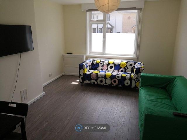 Room for rent in Hempstalls, Butterton