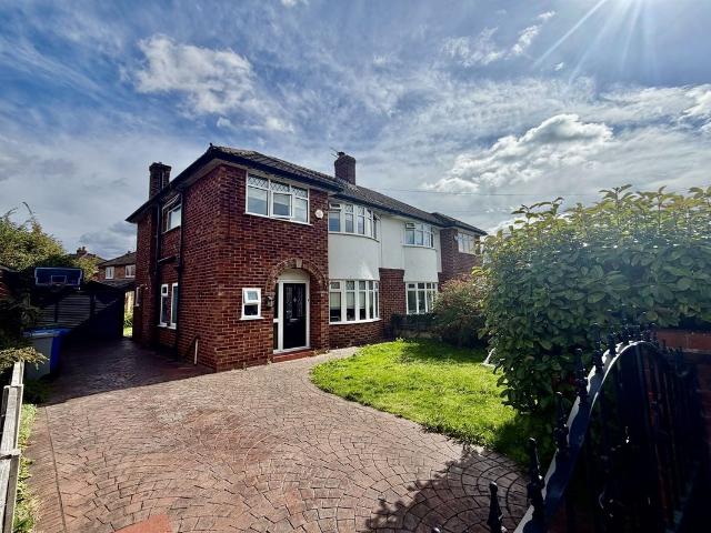 House for rent in Timperley, Trafford Park