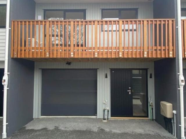 House for rent in Goodwood Heights, Manurewa