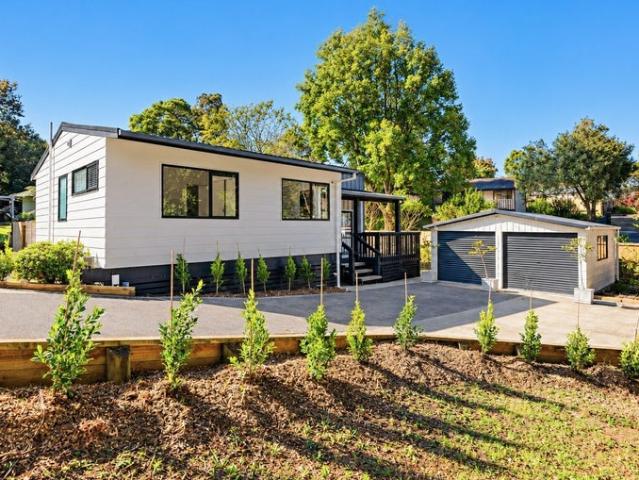 House for rent in Goodwood Heights, Manurewa