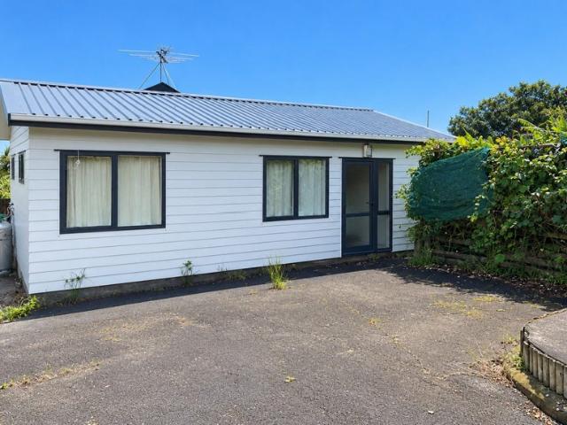 House for rent in Goodwood Heights, Manurewa