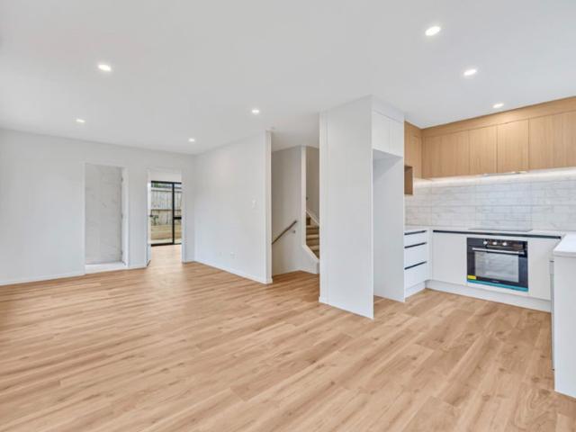 House for rent in Goodwood Heights, Manurewa