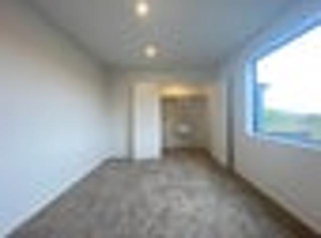 Townhouse for rent in Goodwood Heights, Manurewa