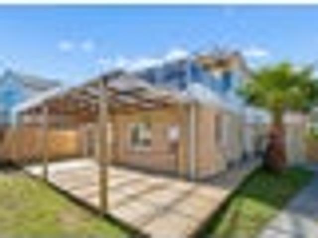 House for rent in Goodwood Heights, Manurewa