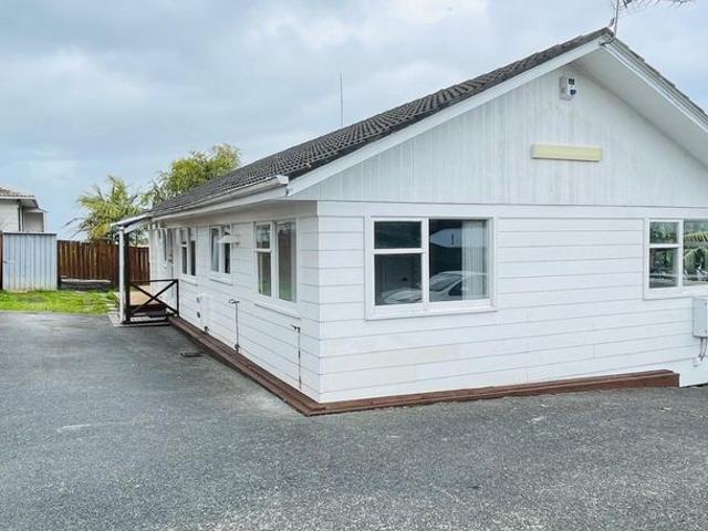 House for rent in Goodwood Heights, Manurewa