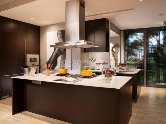 Apartment for sale in Newton