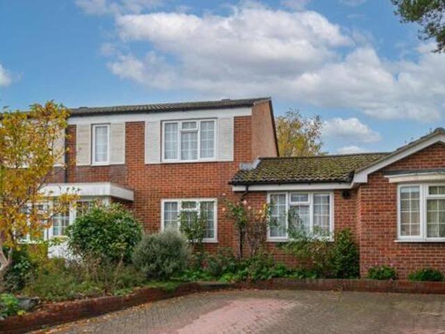 House for sale in Red Hill, Surrey
