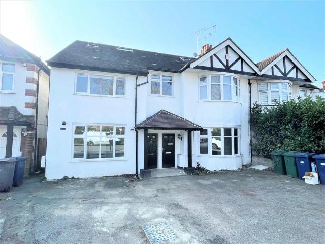 House for rent in Mill Hill, Greater London