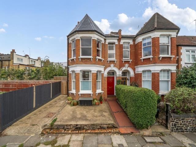 Apartment for rent in London Borough of Haringey, Greater London