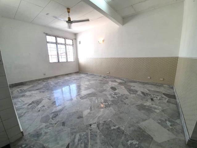 Apartment for sale in Petaling, Subang Jaya