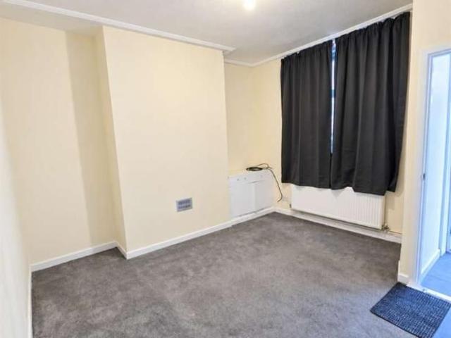 House for rent in Openshaw, Manchester