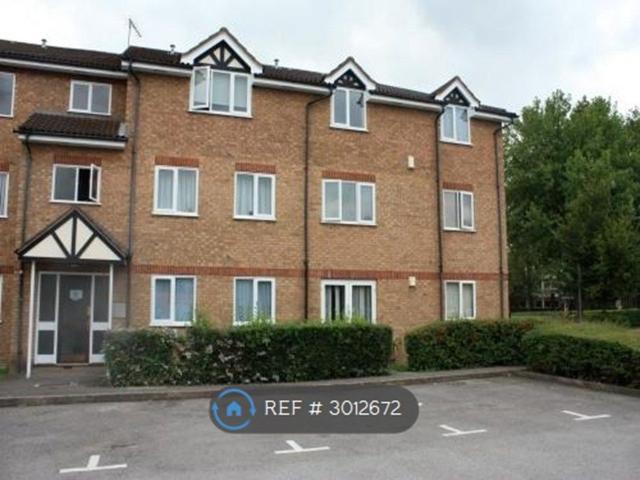 Studio for rent in Colindale, Greater London