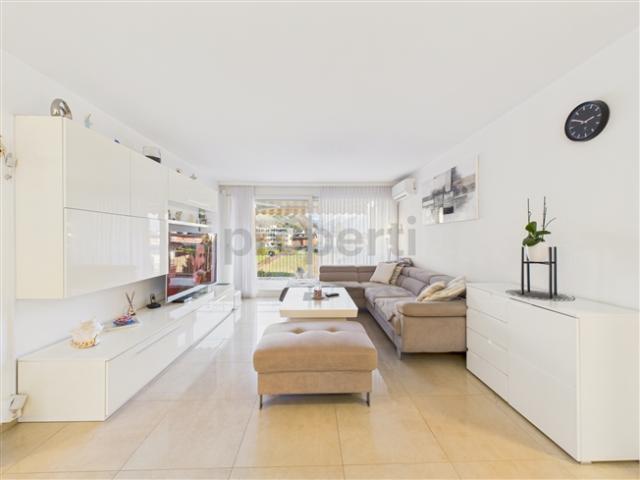 Wohnung kaufen in Gordola, Tessin