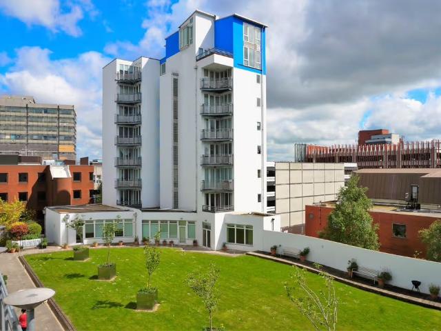 Apartment for rent in Old Town, Swindon
