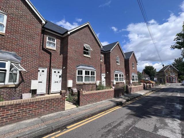 Apartment for rent in St. Mildred's, The Bridge