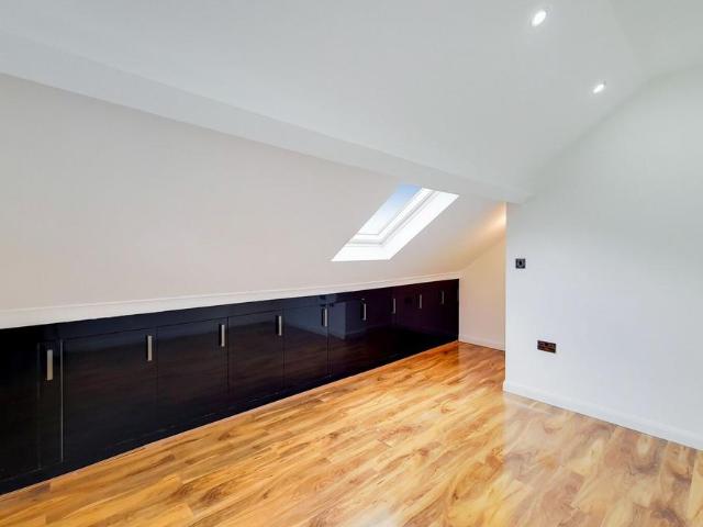 Apartment for rent in Carshalton-on-the-Hill, Isle Of Man