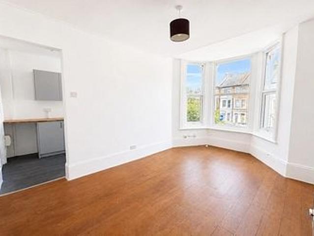 Apartment for rent in Cliftonville West, Acol