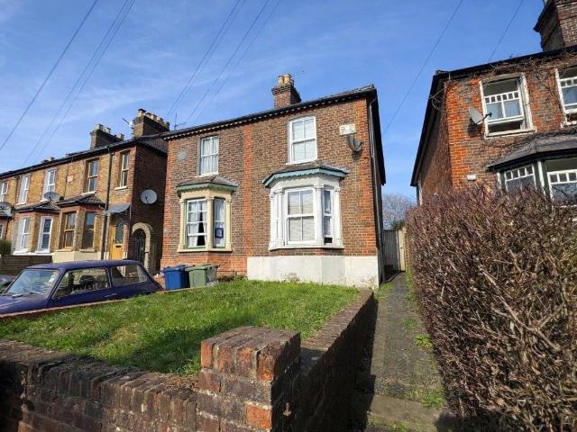 House for rent in Totteridge, Cressex