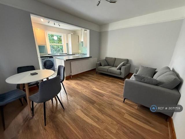 Apartment for rent in London Borough of Ealing, Greater London