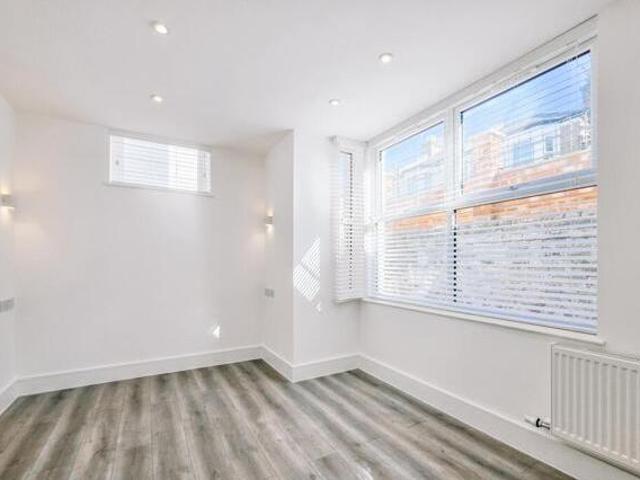 House for rent in Alton Barnes