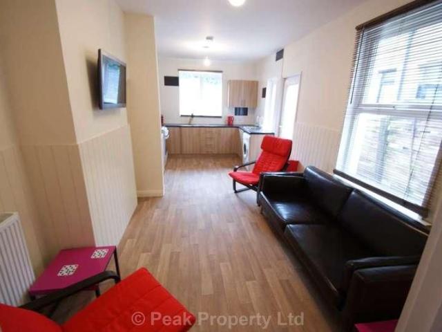House for rent in Southend City Centre Neighbourhood, Alton Barnes