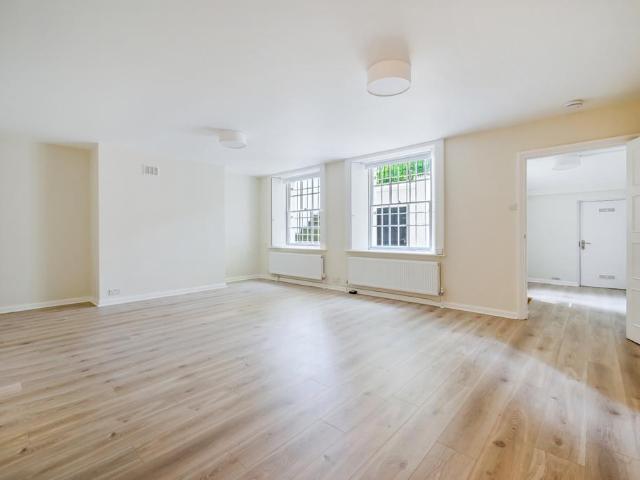 Apartment for rent in Saint Pancras, Greater London
