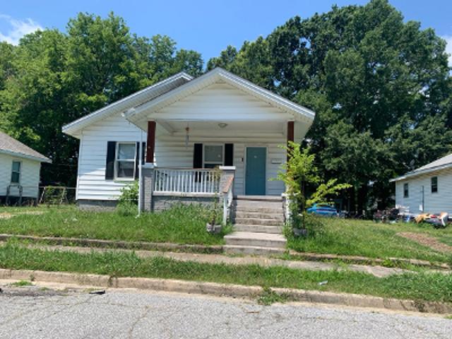 House for sale in Clinton, South Carolina