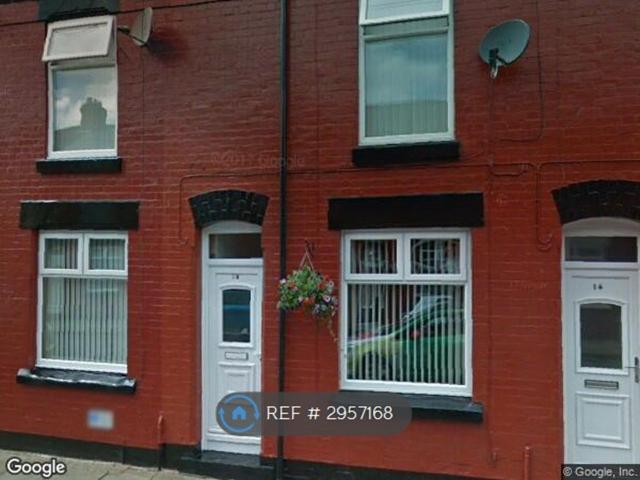 House for rent in Calderstones