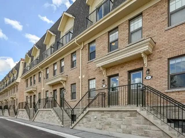 Townhouse for rent in Hanlon Creek Neighbourhood Group, Guelph
