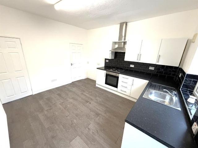 House for rent in Clifton, South Yorkshire