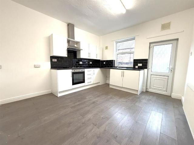 House for rent in Clifton, South Yorkshire