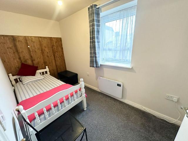 Apartment for rent in Scrattons Farm, Cat Hill