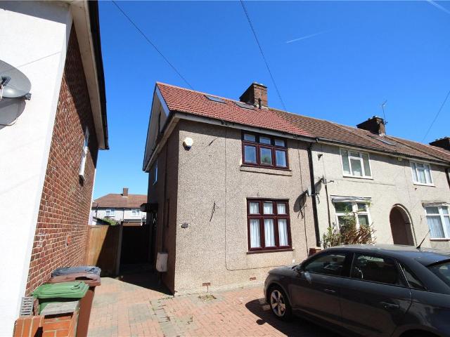 House for rent in Scrattons Farm, Greater London