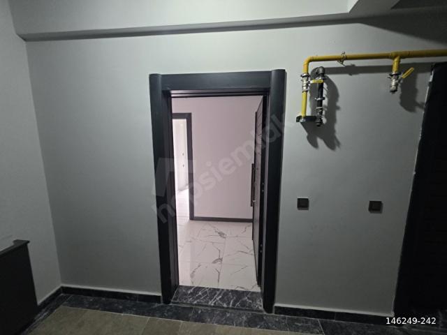 Merkez Mahallesi, Yakakent içerisinde satılık mülk