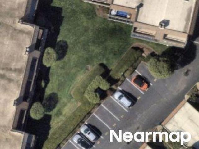 House for sale in Edgewater, New Jersey