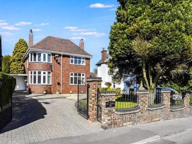 House for sale in Coseley, West Midlands