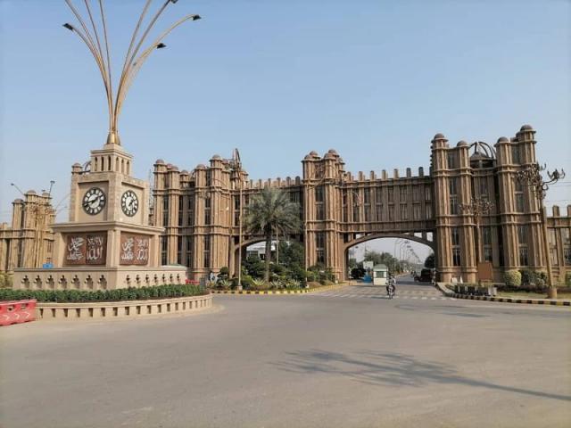 Land for sale in Gujranwala, Islamabad Capital Territory