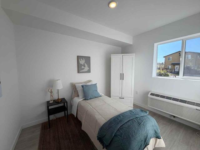 Apartment for rent in Canoga Park, California