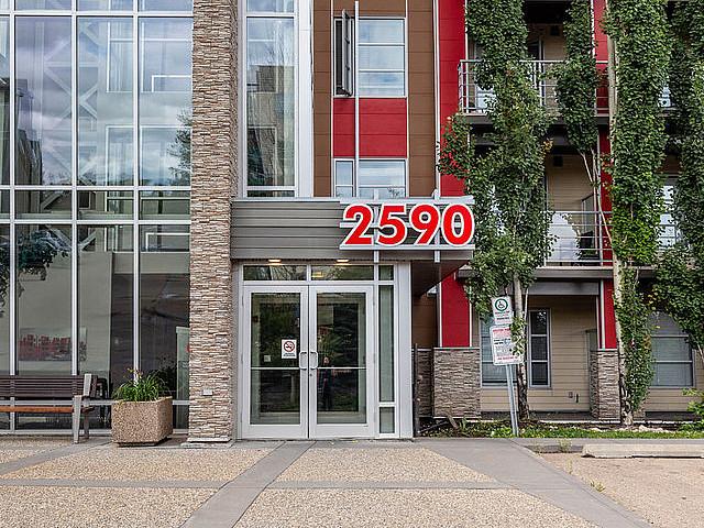 Condo for sale in Wedgewood, Alberta