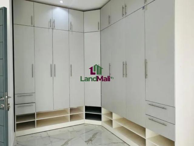 Property for sale in Eti Osa, Abuja