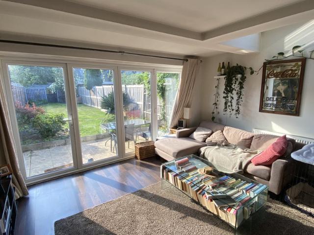 Apartment for rent in London Borough of Hillingdon, Greater London