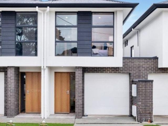 Townhouse for rent in Horseshoe Creek, South Australia
