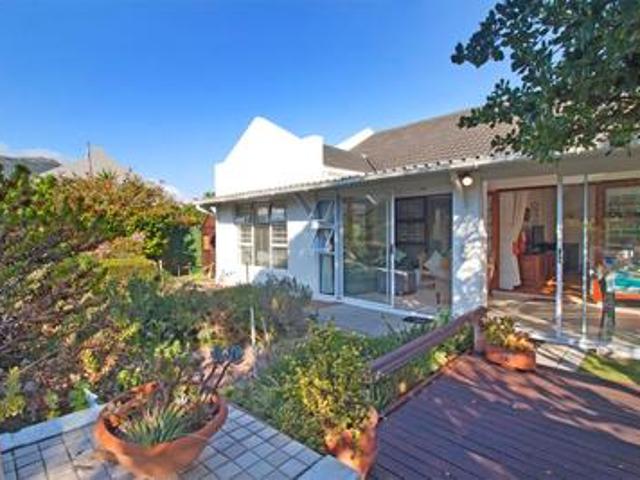 House for sale in Cape Town, Western Cape