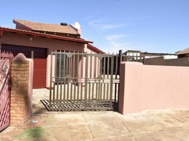 House for sale in Soweto, Gauteng