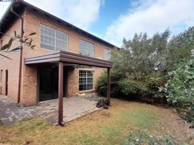 Townhouse for rent in Pretoria, Gauteng