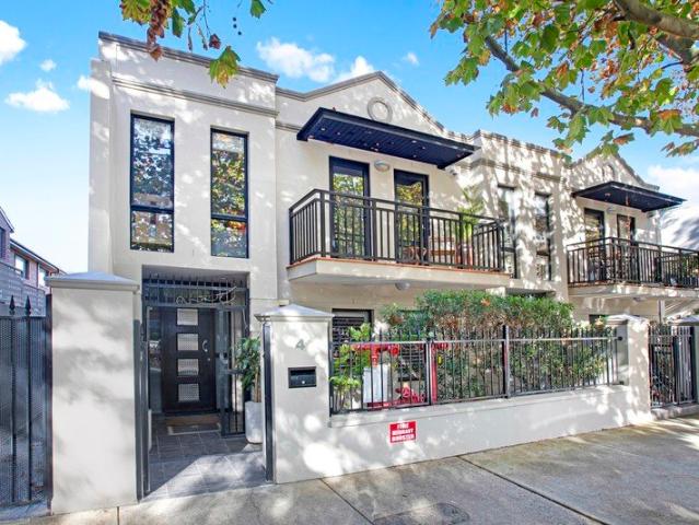 Townhouse for sale in Sydney, New South Wales