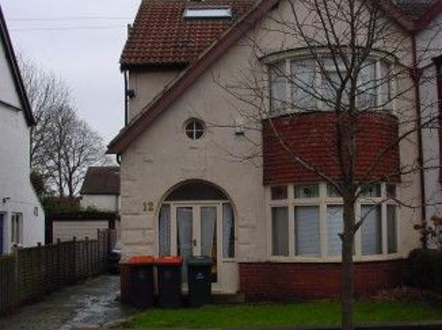 Room for rent in Burley, West Yorkshire